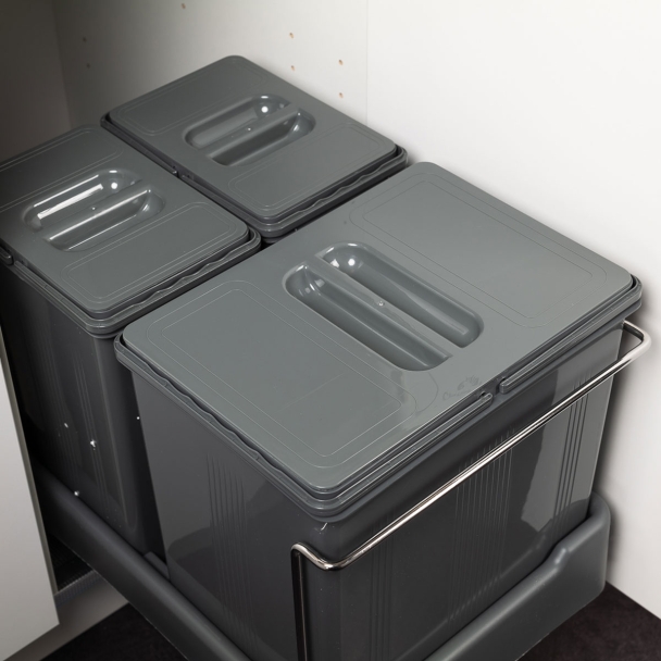Poubelle coulissante 3 bacs pour meuble de cuisine