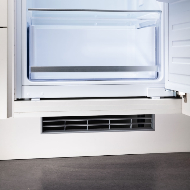 Grille d'aération pour plinthe ou colonne cuisine