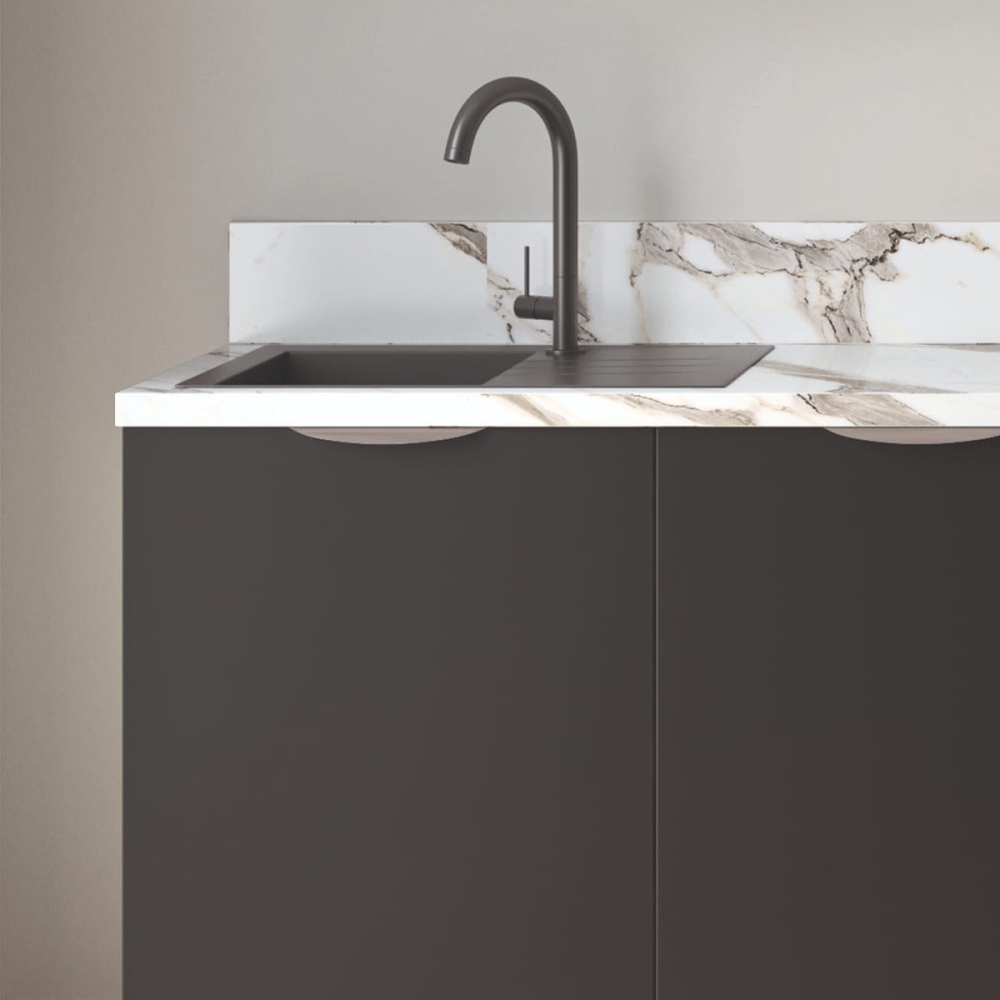 Cuisine complète Noir mat 240 cm avec meuble hotte